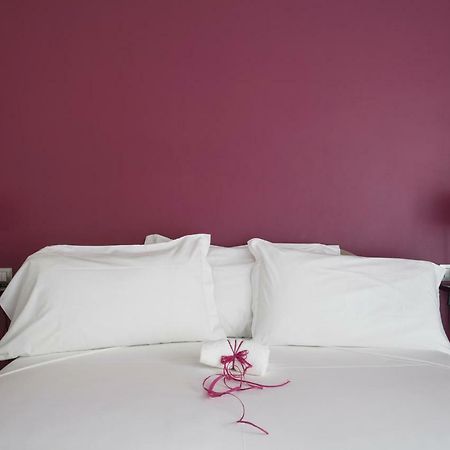 Hotel Zenit Salento เลชเช ภายนอก รูปภาพ
