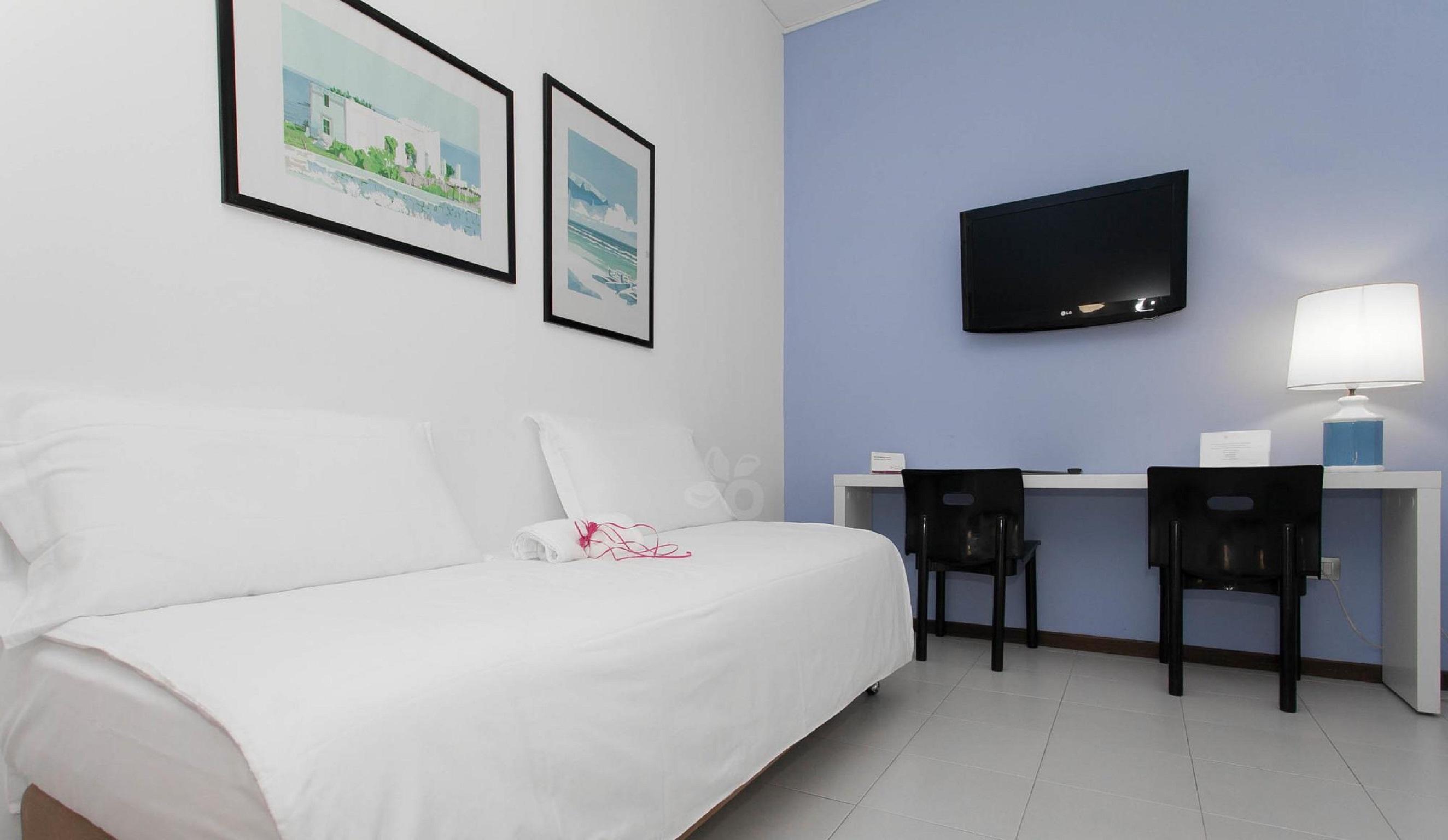 Hotel Zenit Salento เลชเช ภายนอก รูปภาพ