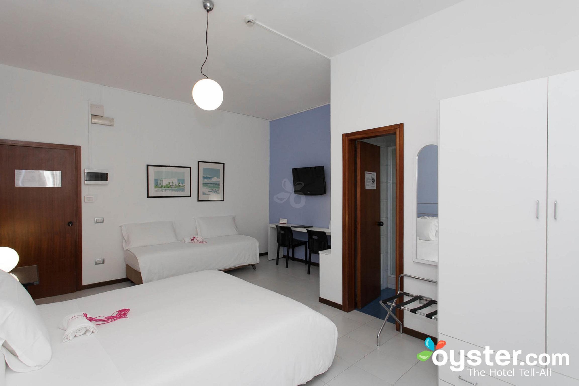 Hotel Zenit Salento เลชเช ภายนอก รูปภาพ